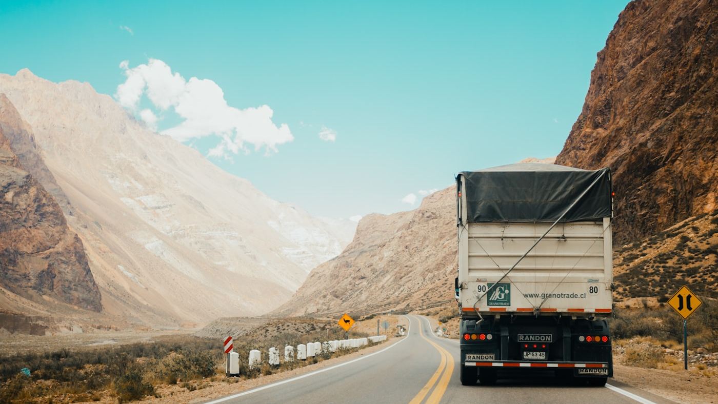 Seguro de carga en México: qué cubre y qué revisar
